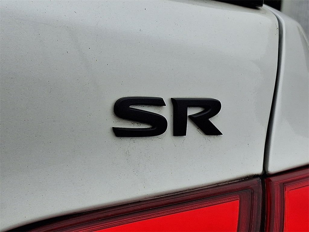 2018 Nissan Sentra SR - Photo 9
