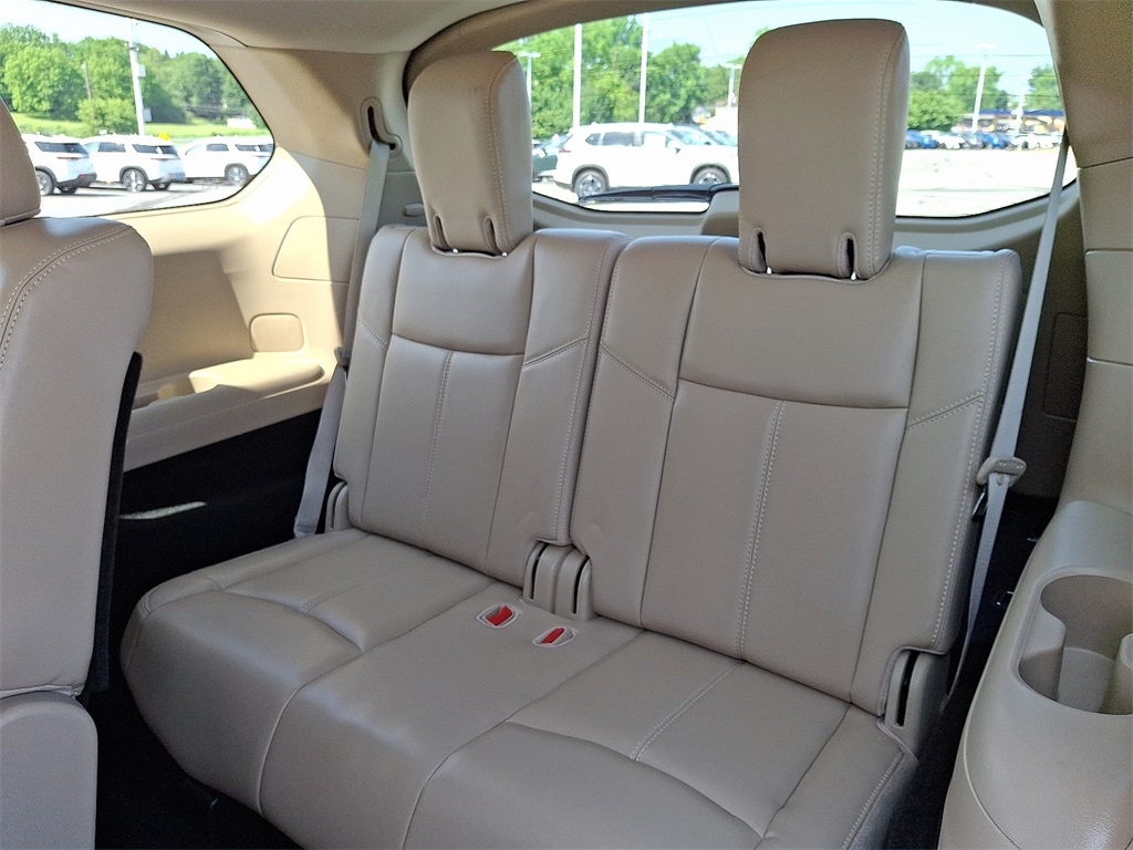 2019 Nissan Pathfinder SL - Photo 11