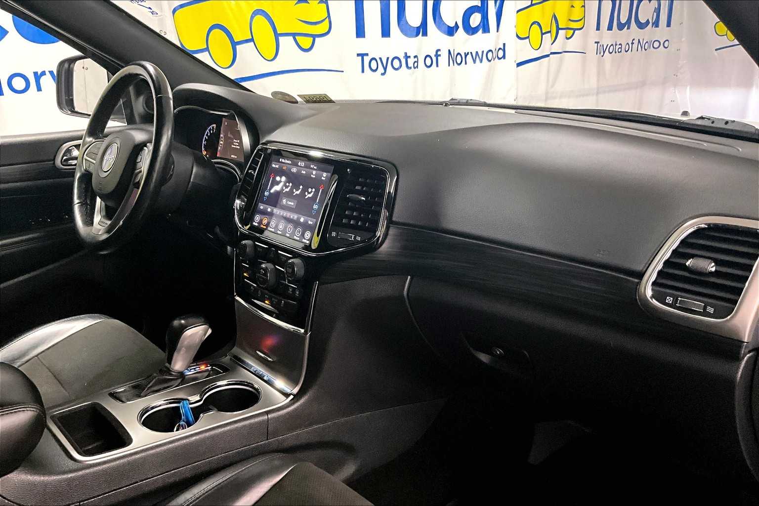 2020 Jeep Grand Cherokee Altitude - Photo 14