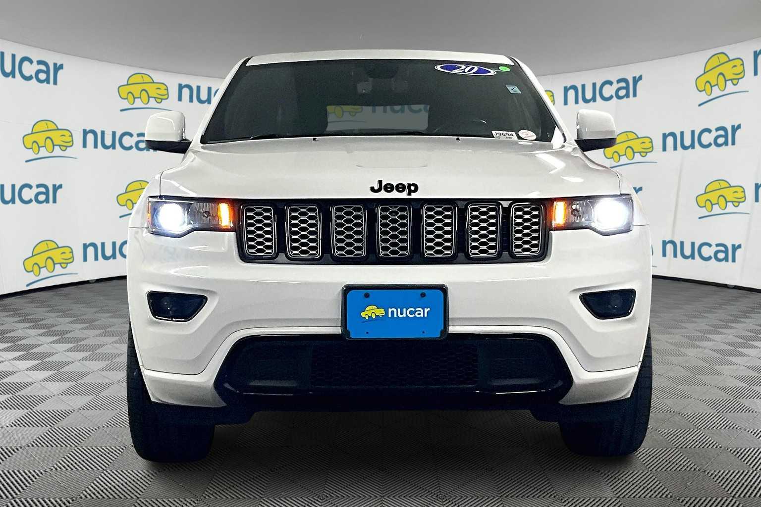 2020 Jeep Grand Cherokee Altitude - Photo 2