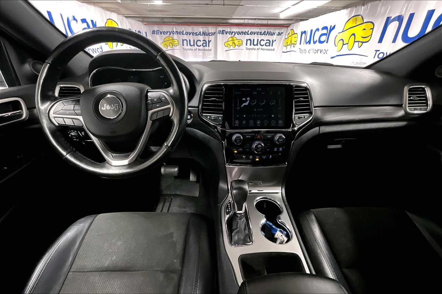 2020 Jeep Grand Cherokee Altitude - Photo 21