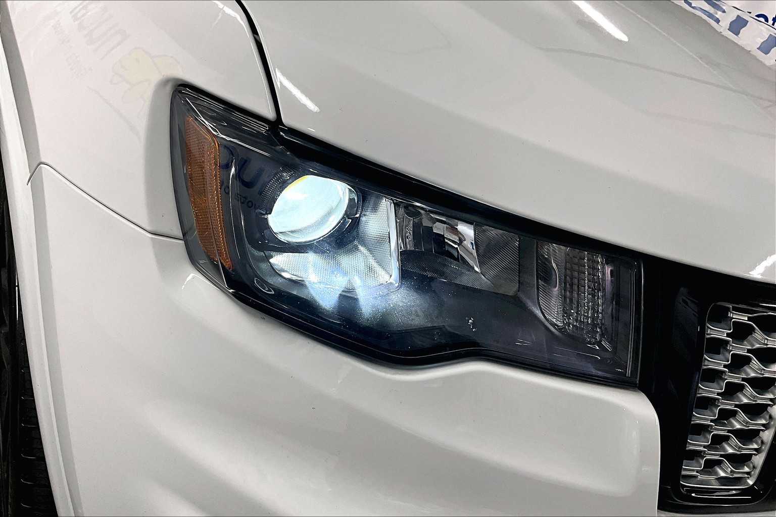 2020 Jeep Grand Cherokee Altitude - Photo 33