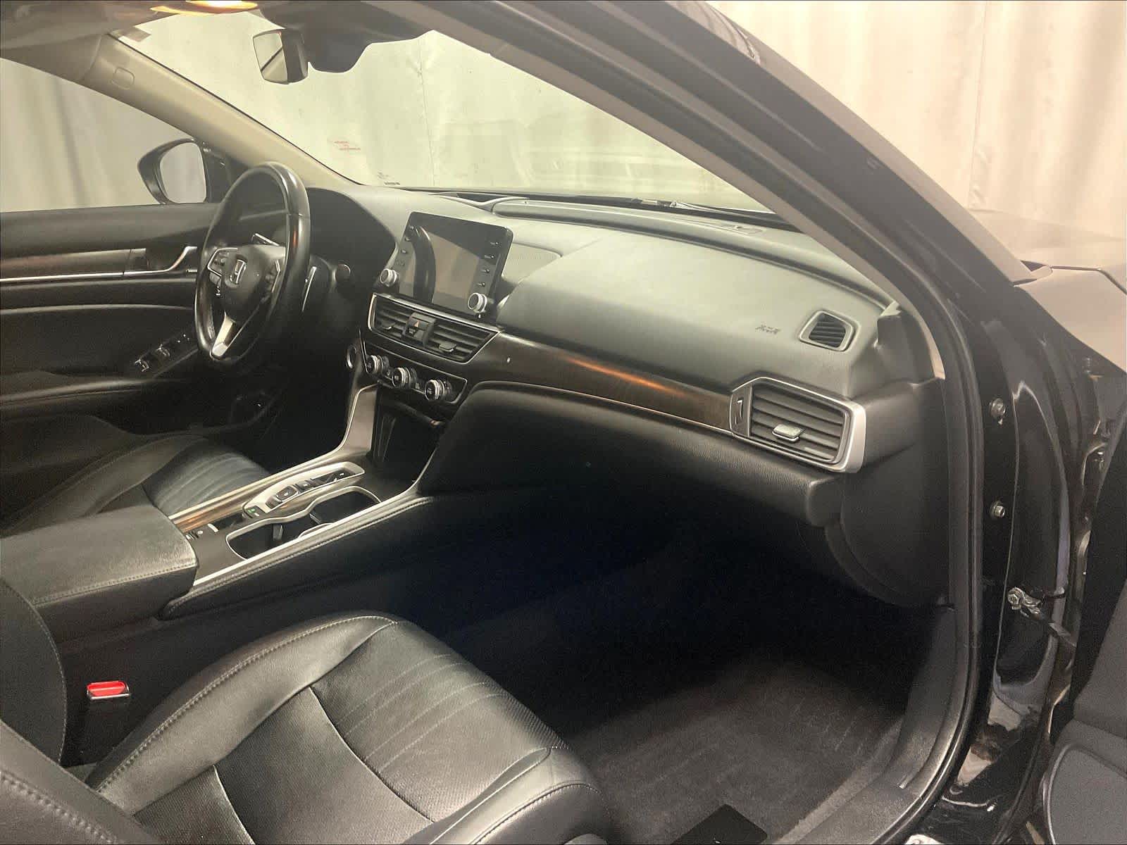 2020 Honda Accord Touring - Photo 14