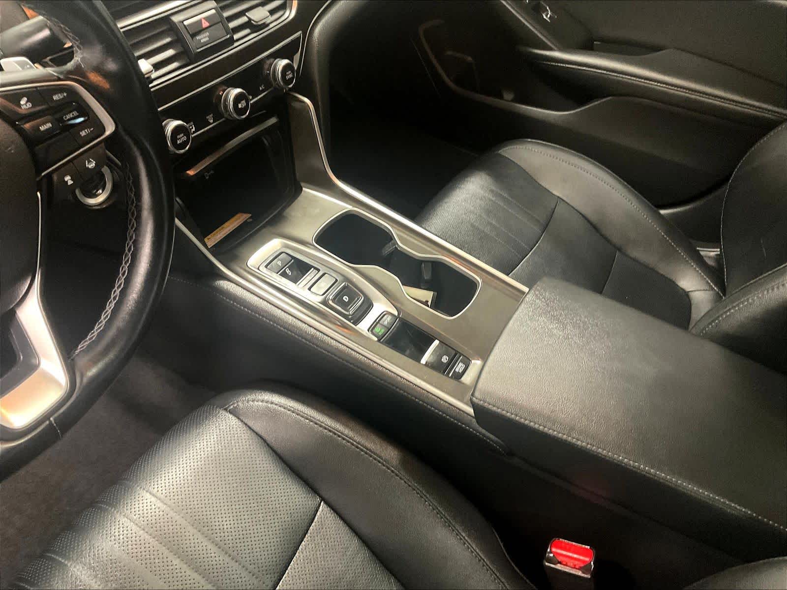 2020 Honda Accord Touring - Photo 20