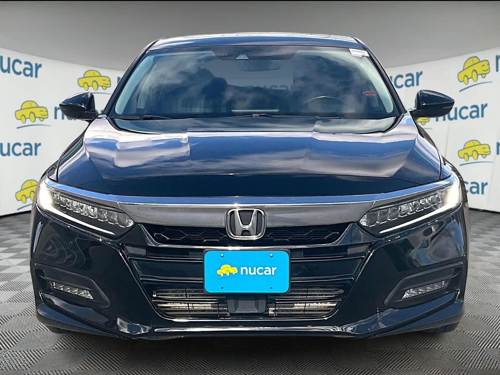 2020 Honda Accord Touring - Photo 2