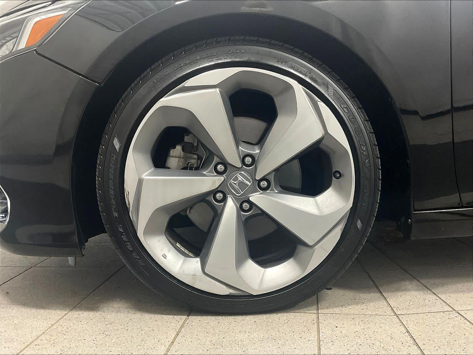 2020 Honda Accord Touring - Photo 7