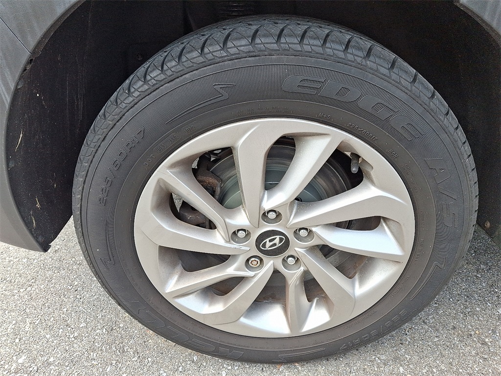 2017 Hyundai Tucson SE - Photo 6