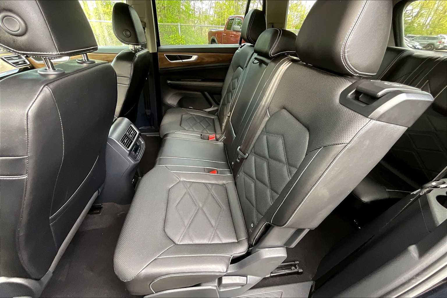 2024 Volkswagen Atlas 2.0T SE - Photo 15