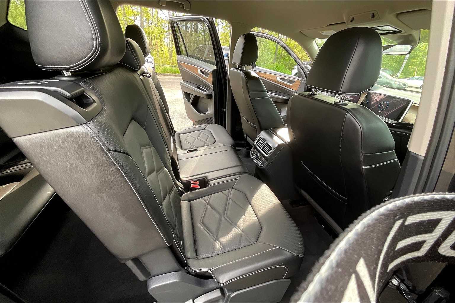 2024 Volkswagen Atlas 2.0T SE - Photo 16