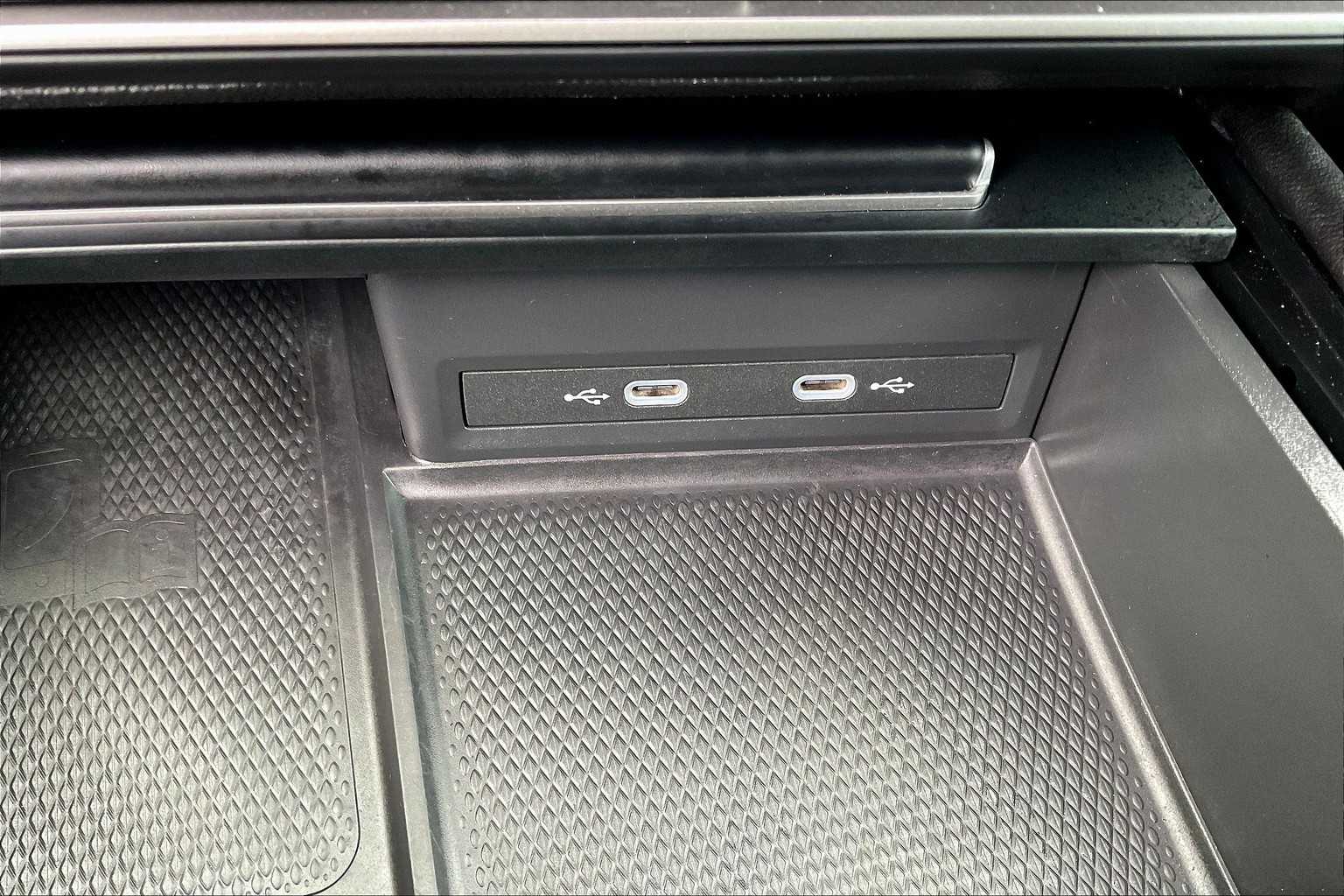 2024 Volkswagen Atlas 2.0T SE - Photo 27