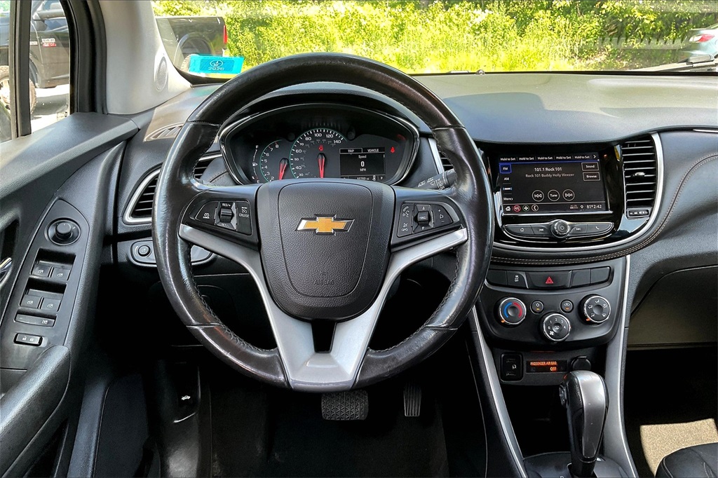 2022 Chevrolet Trax LT - Photo 17