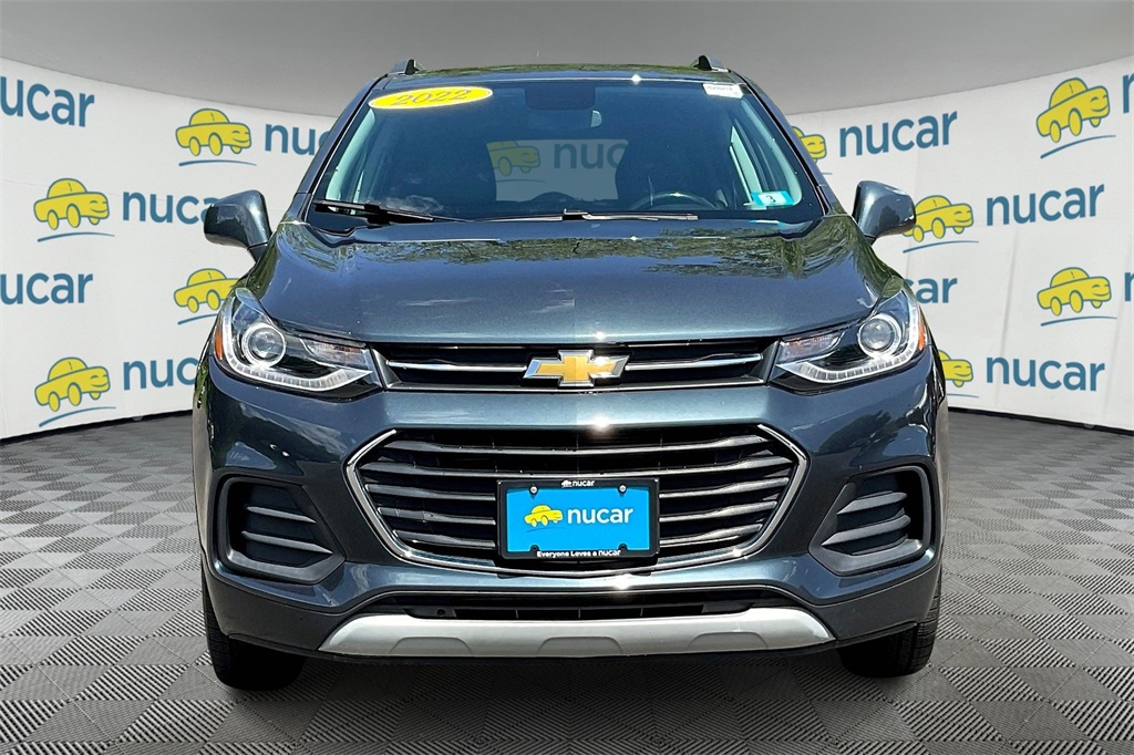 2022 Chevrolet Trax LT - Photo 2