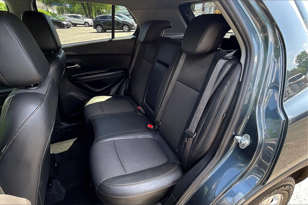 2022 Chevrolet Trax LT - Photo 25