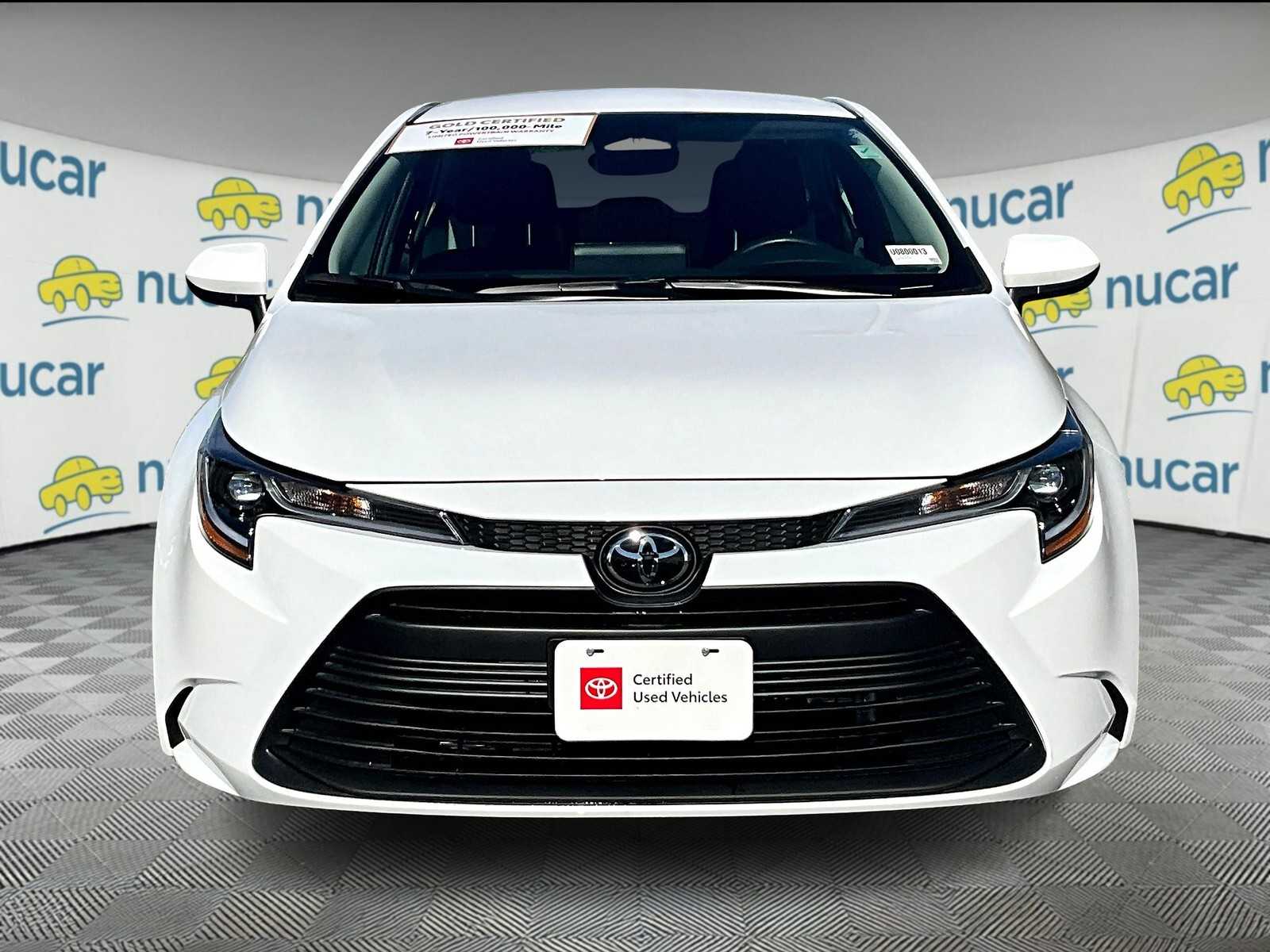 2025 Toyota Corolla LE - Photo 2