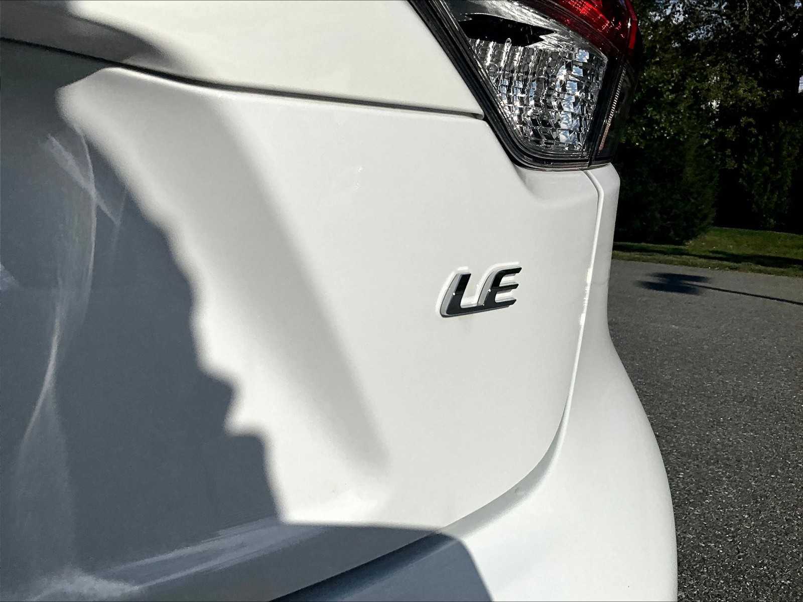 2025 Toyota Corolla LE - Photo 29