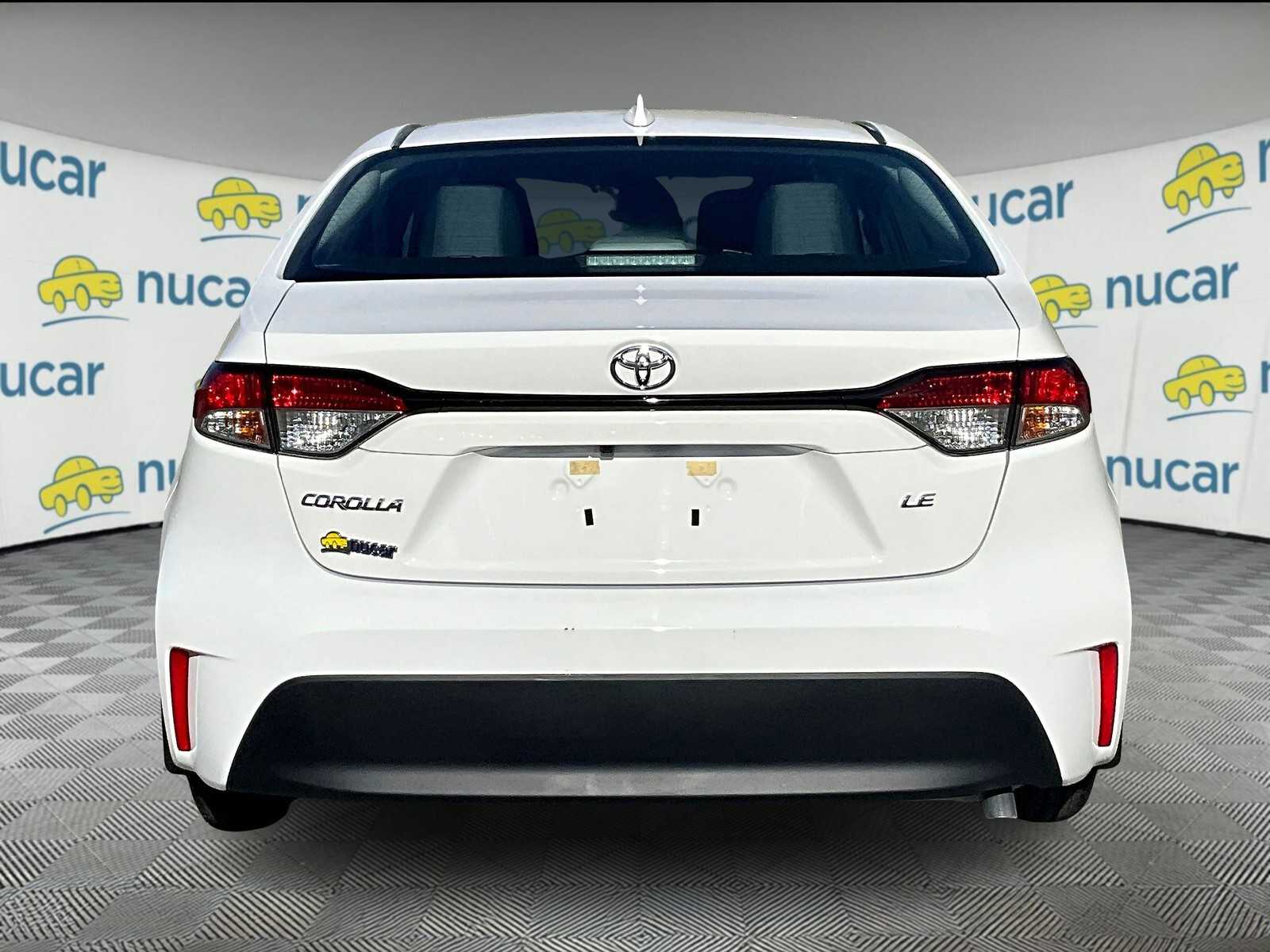 2025 Toyota Corolla LE - Photo 5