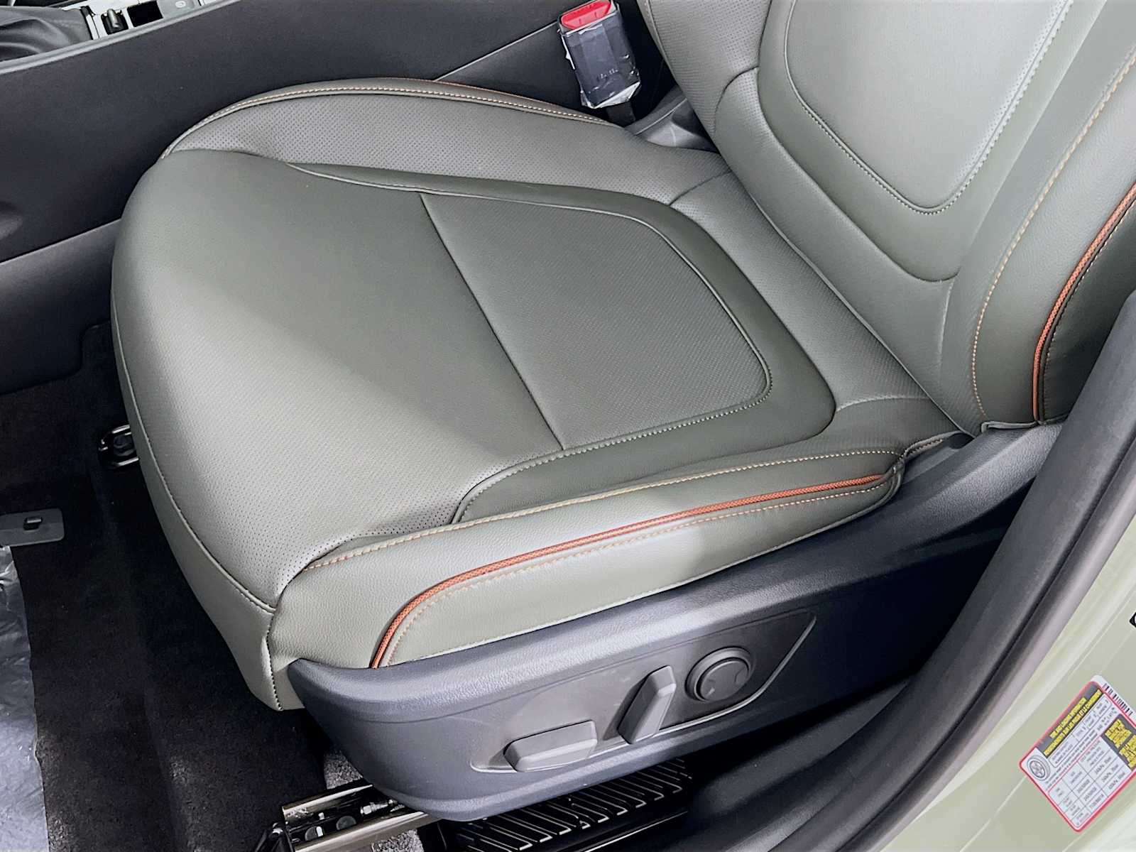 2025 Hyundai Santa Cruz Limited - Photo 18