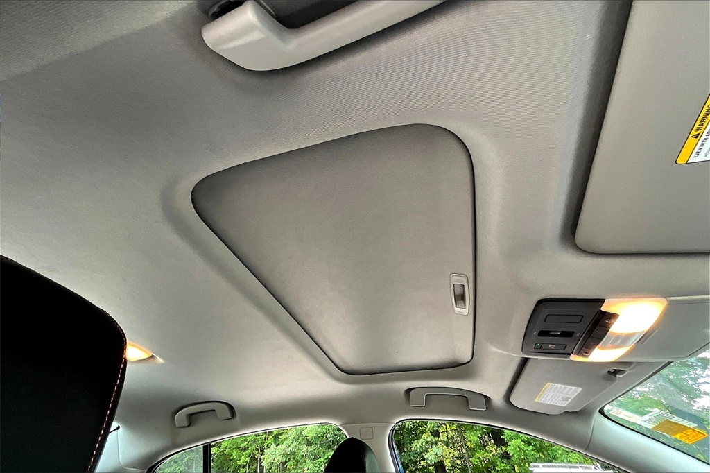 2023 Nissan Sentra SR - Photo 22