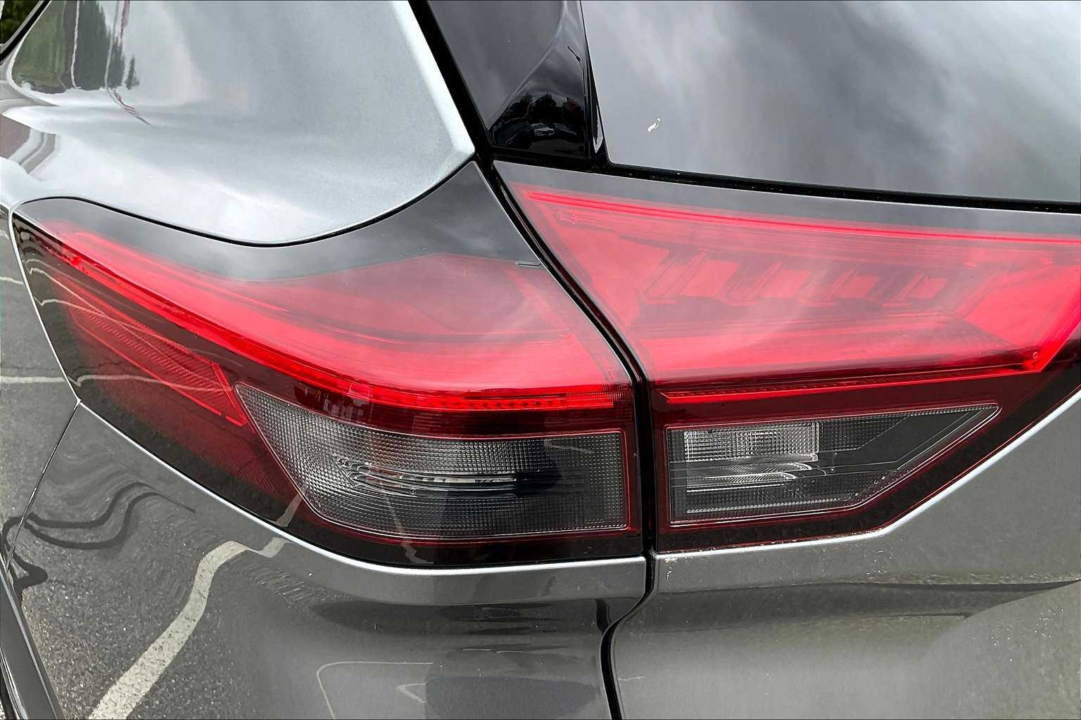 2023 Nissan Rogue SL - Photo 31