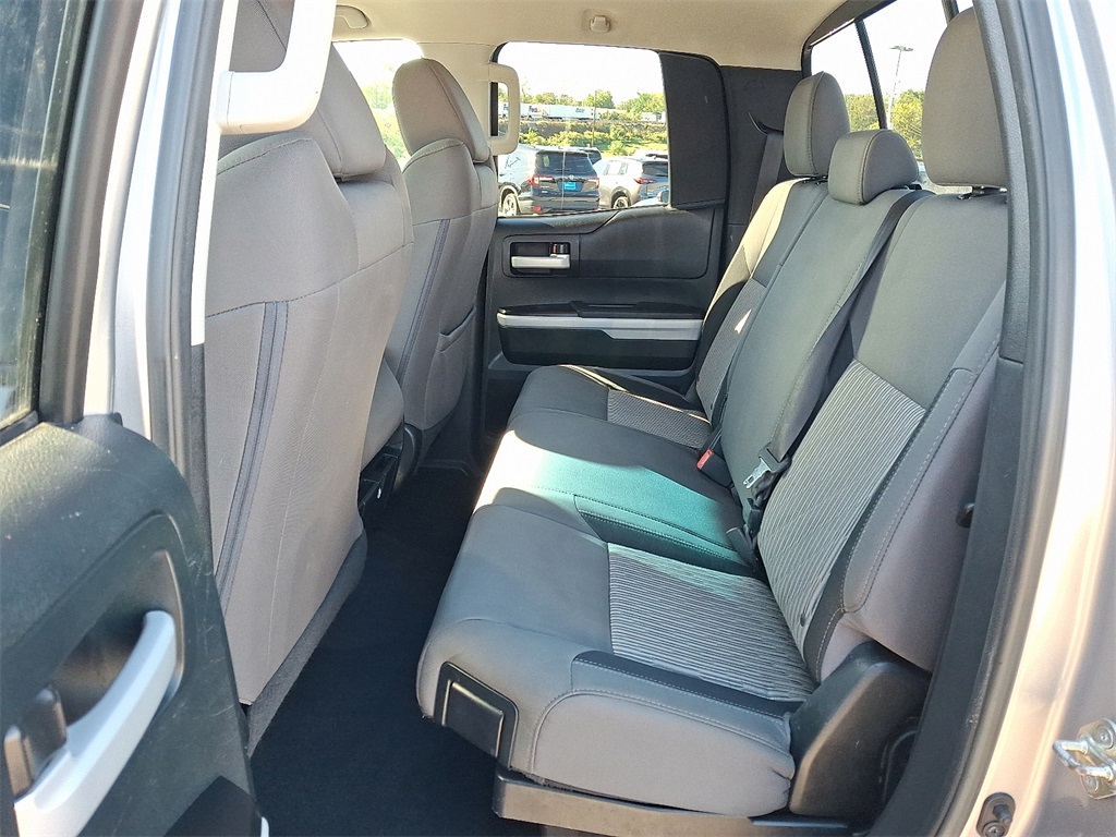 2017 Toyota Tundra SR5 - Photo 11
