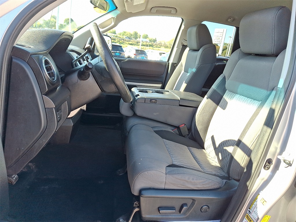 2017 Toyota Tundra SR5 - Photo 15