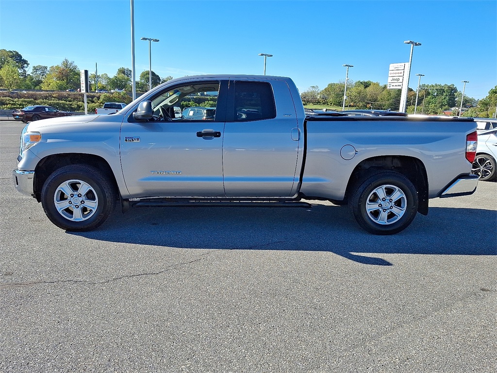 2017 Toyota Tundra SR5 - Photo 4