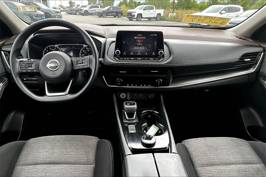 2023 Nissan Rogue SV - Photo 19