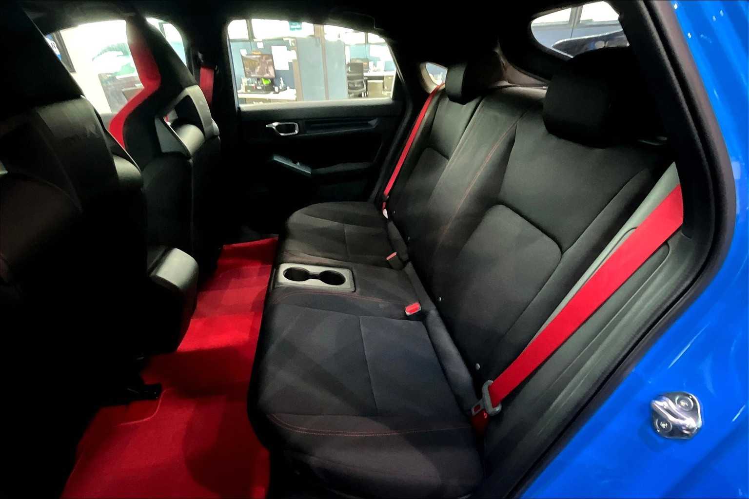 2025 Honda Civic Type R  - Photo 14