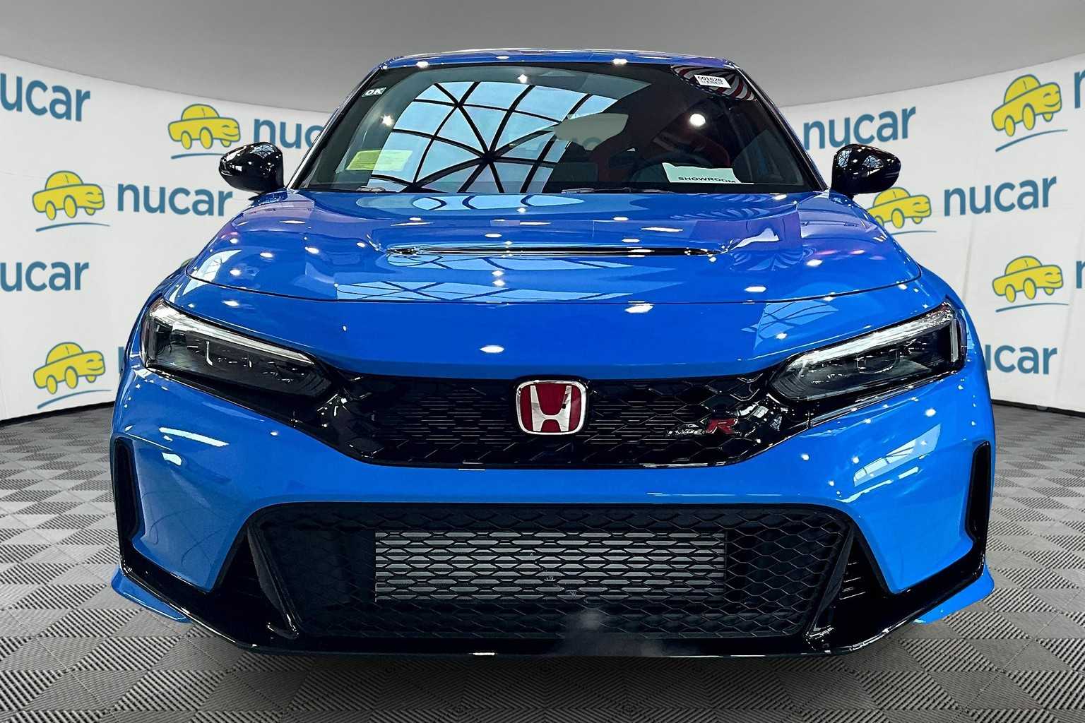 2025 Honda Civic Type R  - Photo 3