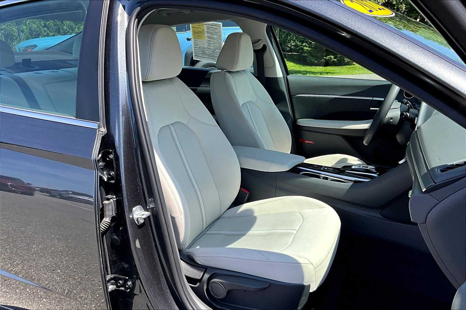 2022 Hyundai Sonata SEL - Photo 11