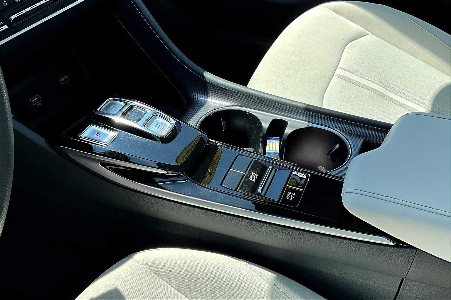 2022 Hyundai Sonata SEL - Photo 20
