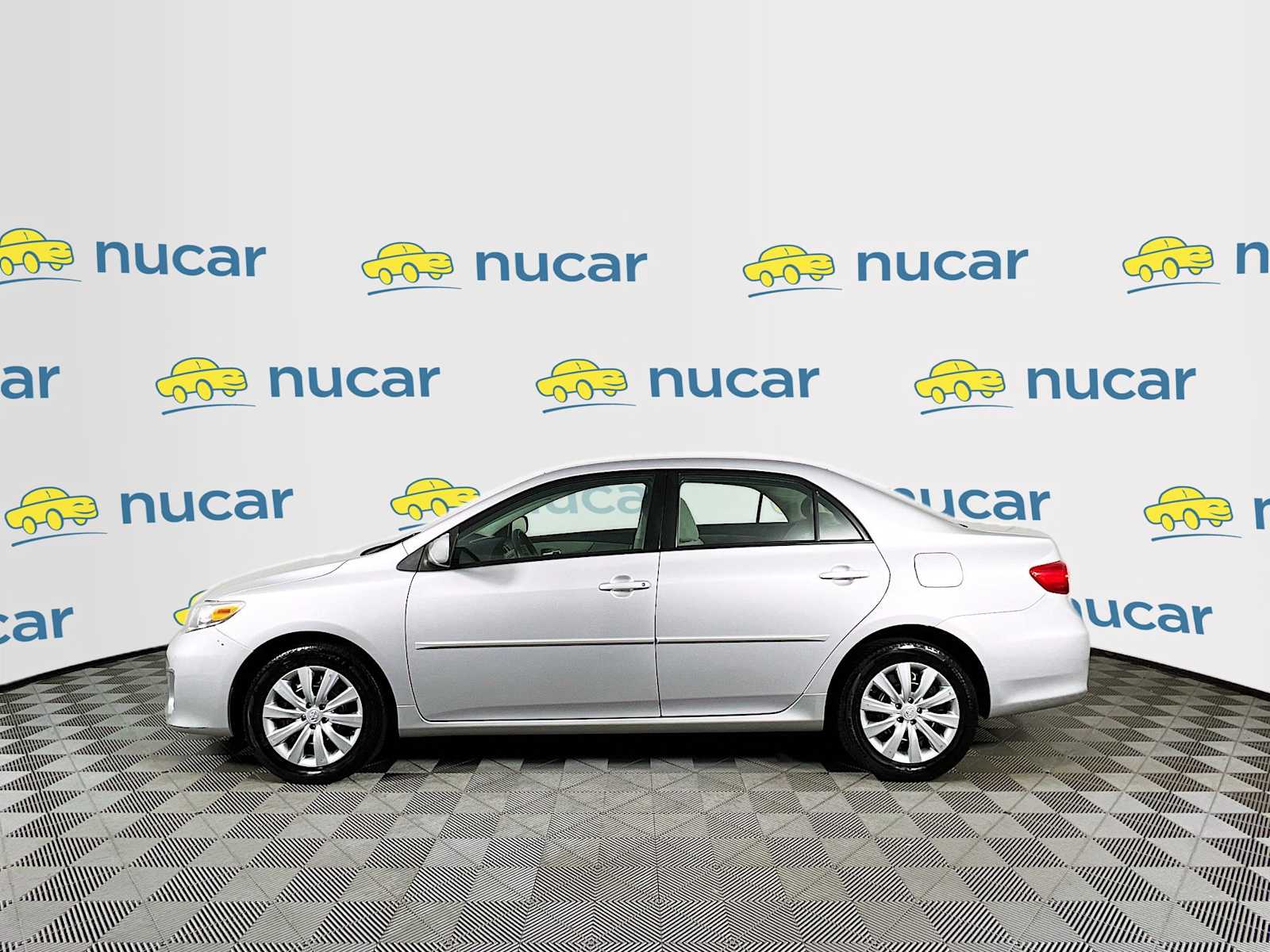 2012 Toyota Corolla LE - Photo 4