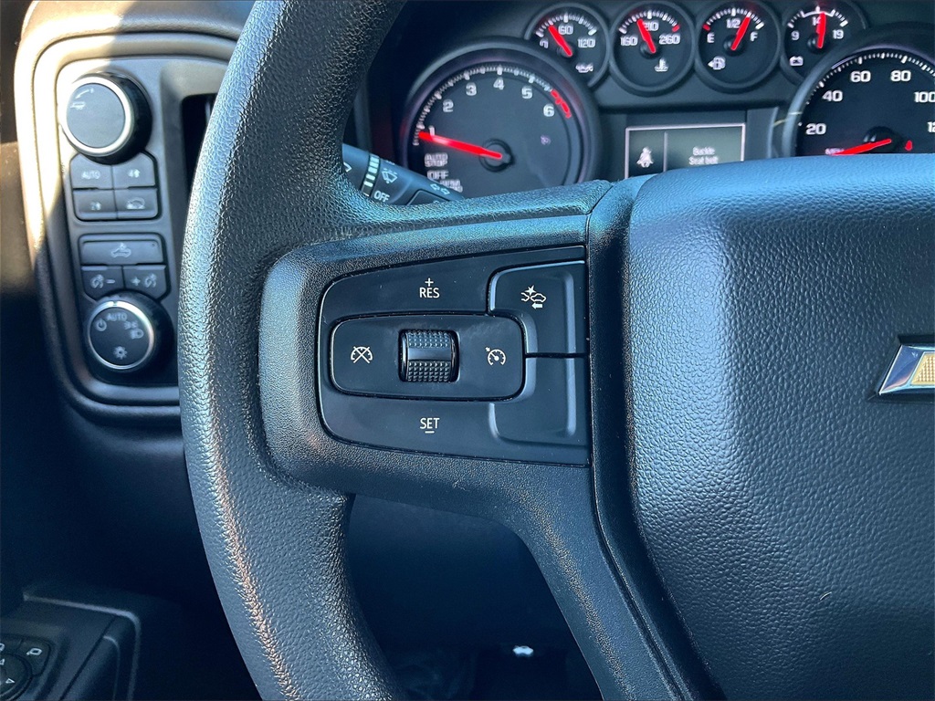 2023 Chevrolet Silverado 1500 Custom - Photo 21