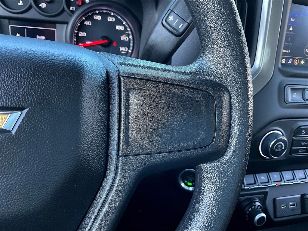 2023 Chevrolet Silverado 1500 Custom - Photo 22