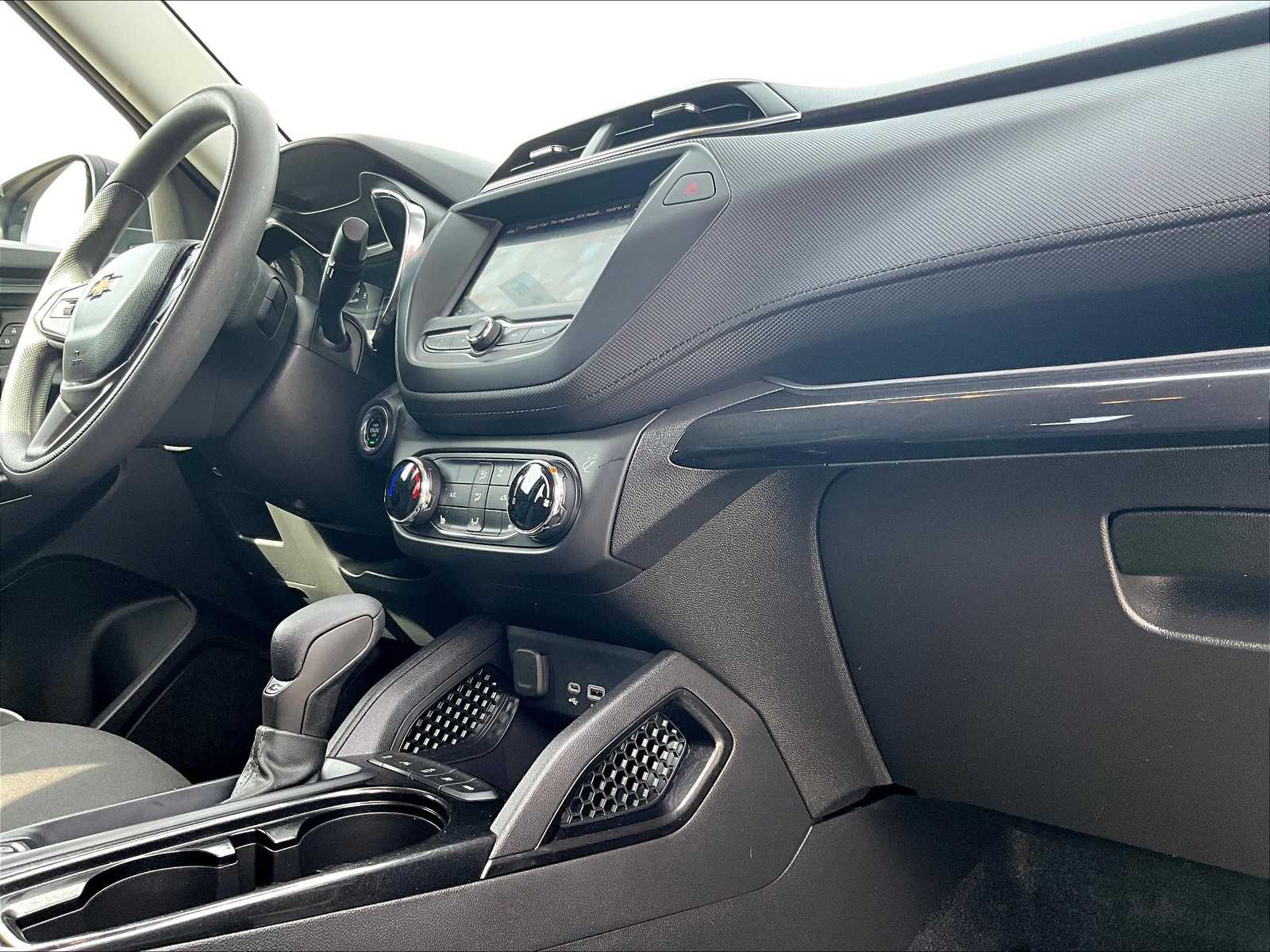 2022 Chevrolet TrailBlazer LT - Photo 13