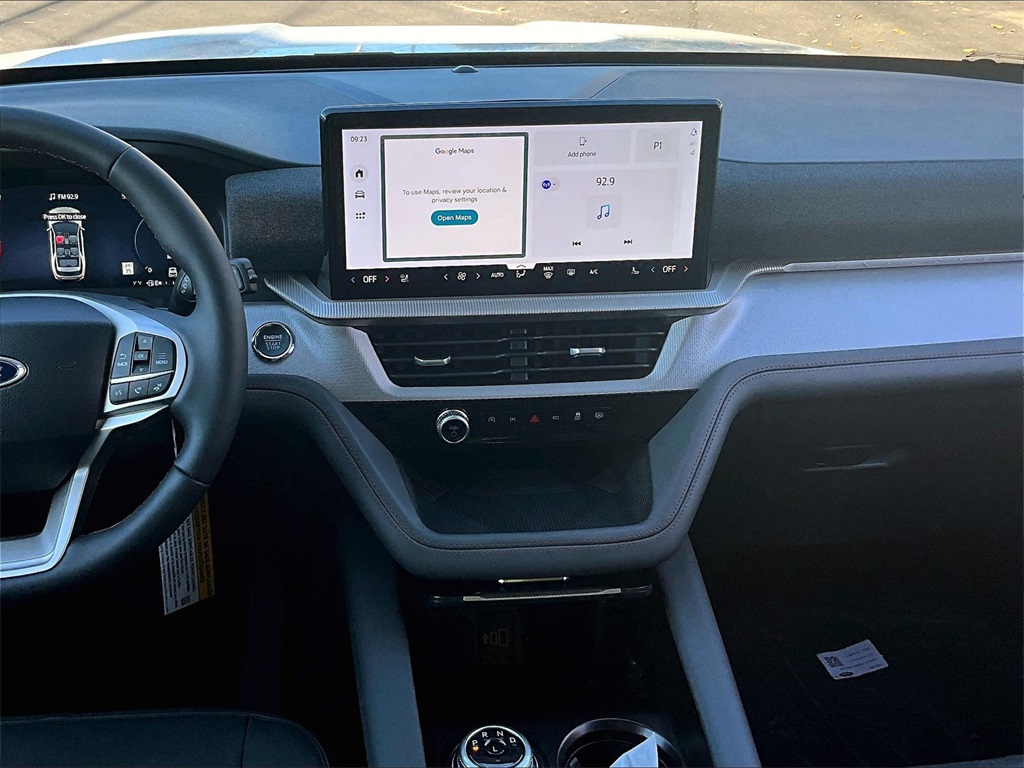 2025 Ford Explorer Active - Photo 8