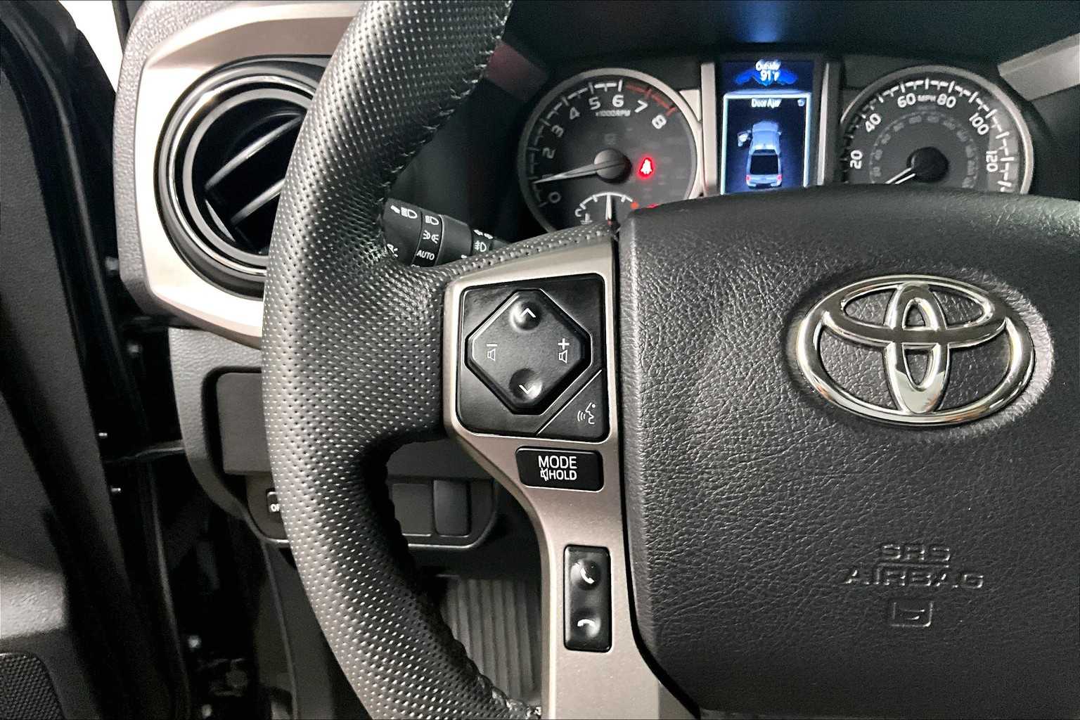 2022 Toyota Tacoma SR5 - Photo 22