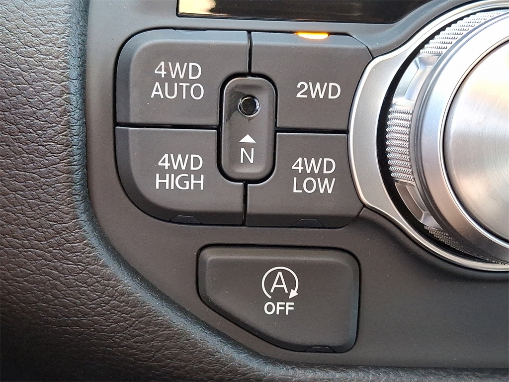 2026 Ram 1500 Laramie - Photo 17