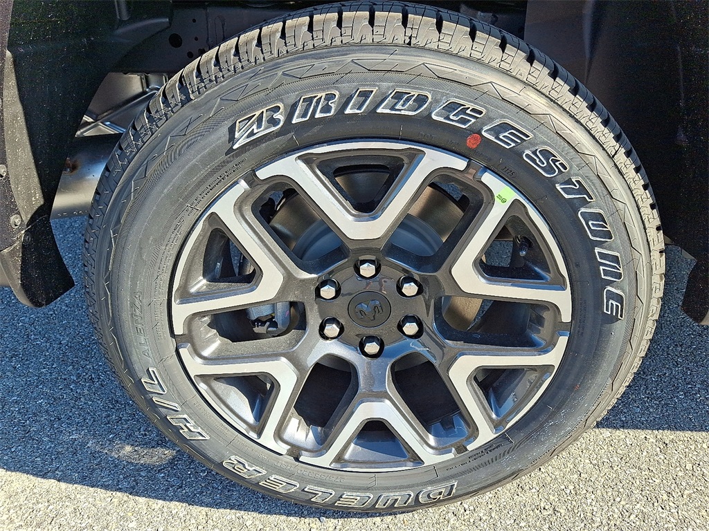 2026 Ram 1500 Laramie - Photo 5