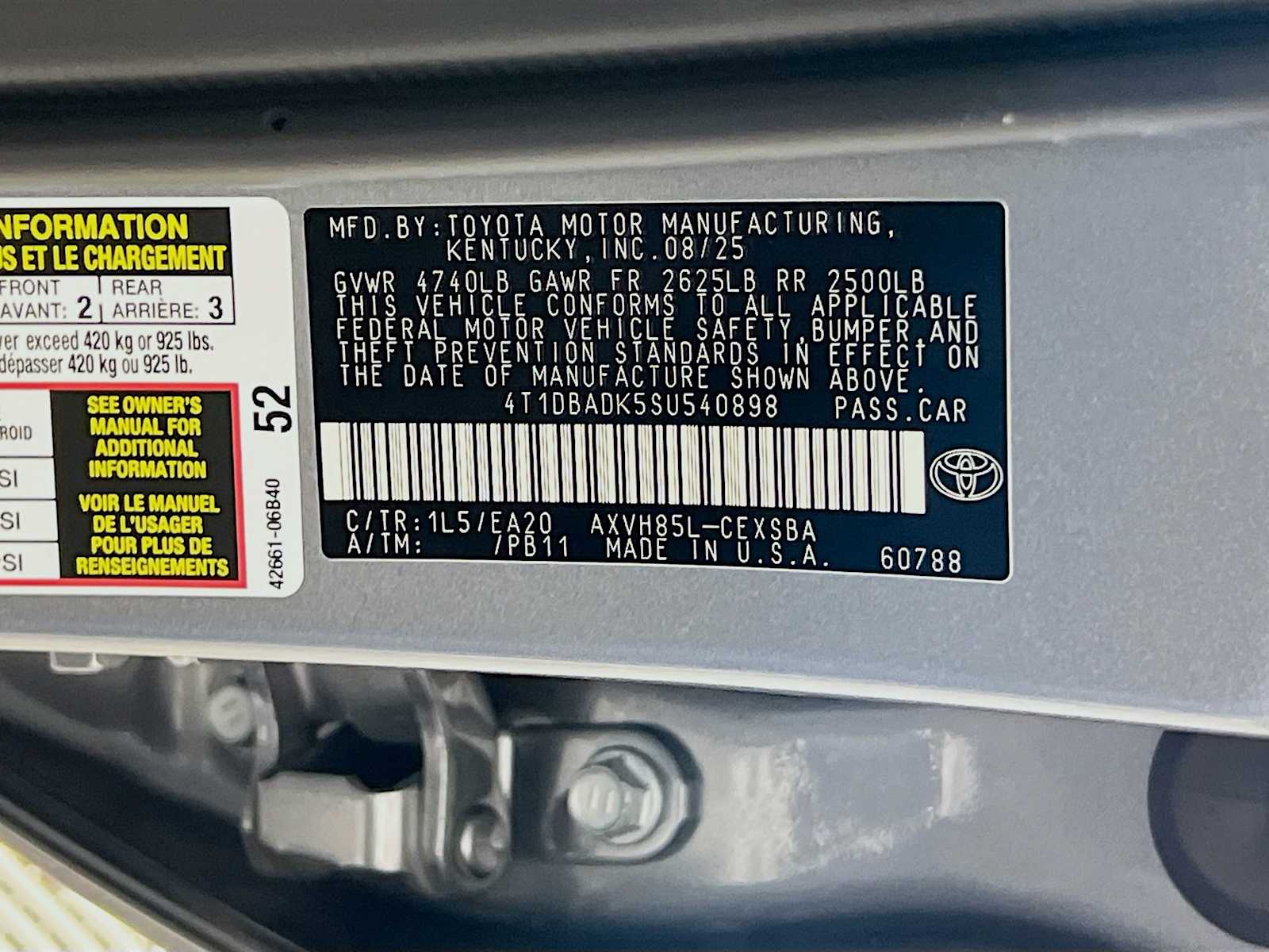 2025 Toyota Camry SE - Photo 20