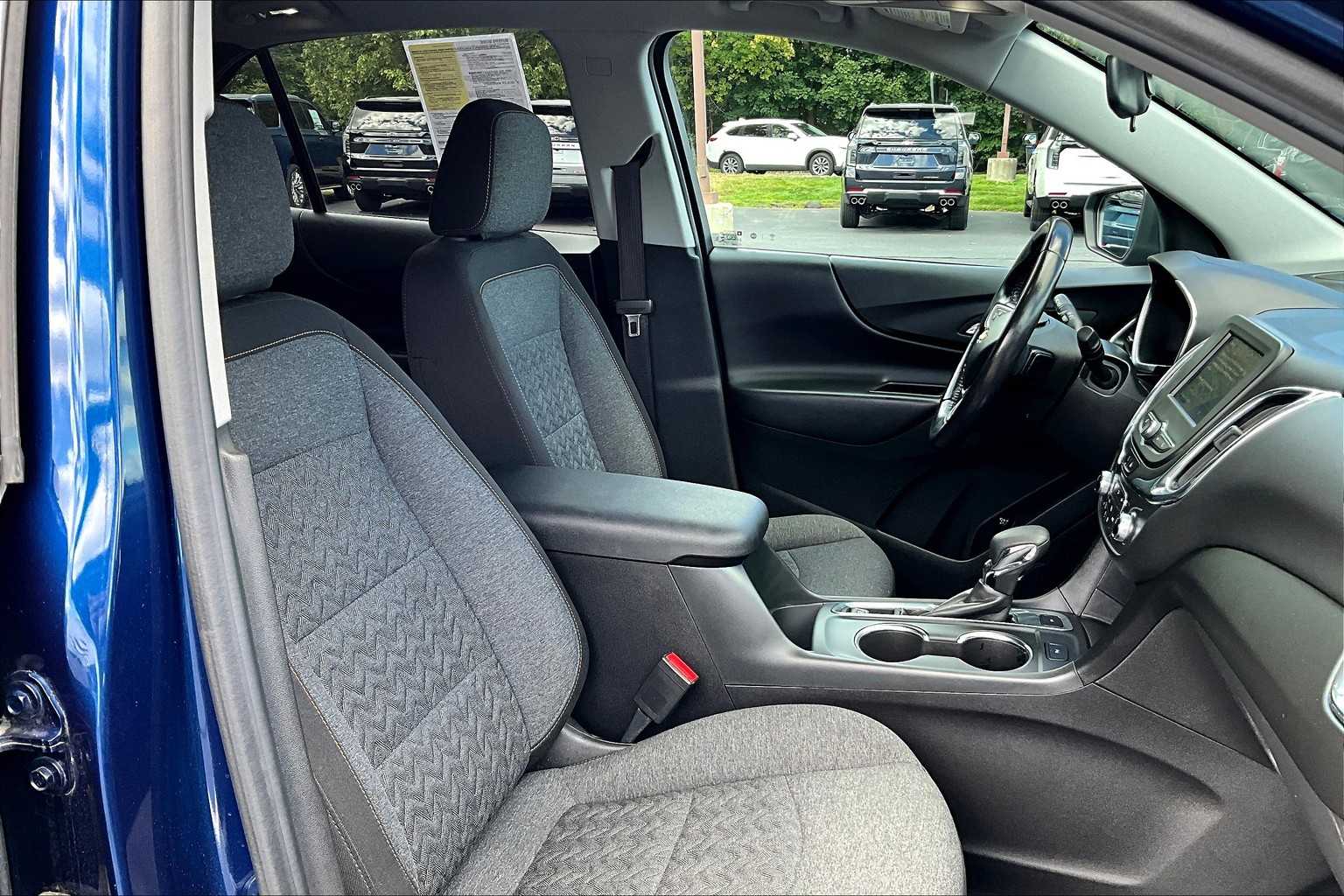 2022 Chevrolet Equinox LT - Photo 11