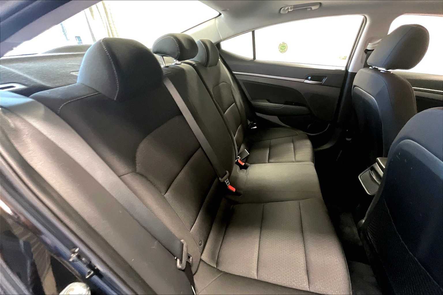 2018 Hyundai Elantra Value Edition - Photo 16
