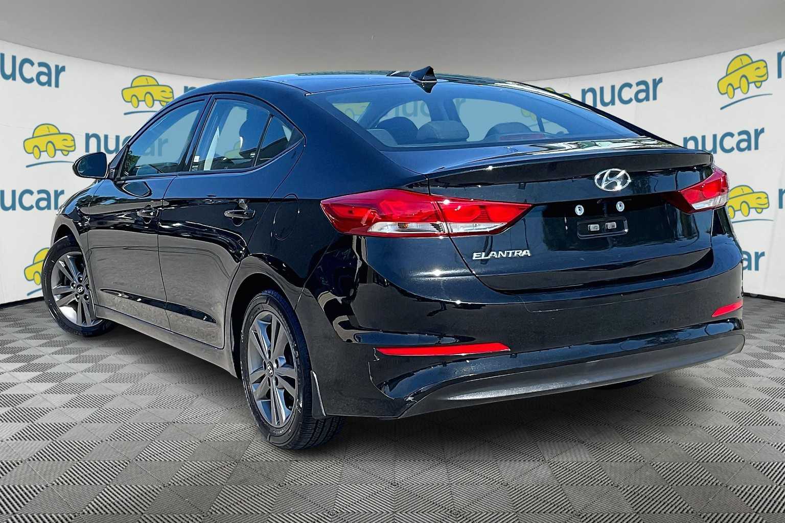 2018 Hyundai Elantra Value Edition - Photo 4