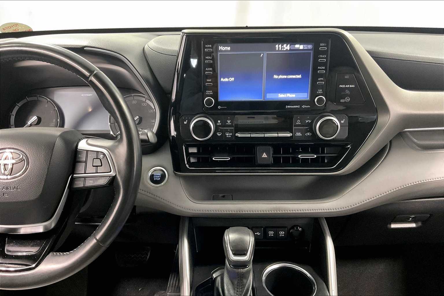 2021 Toyota Highlander XLE - Photo 19