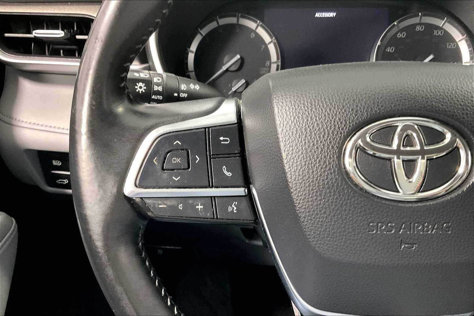 2021 Toyota Highlander XLE - Photo 24