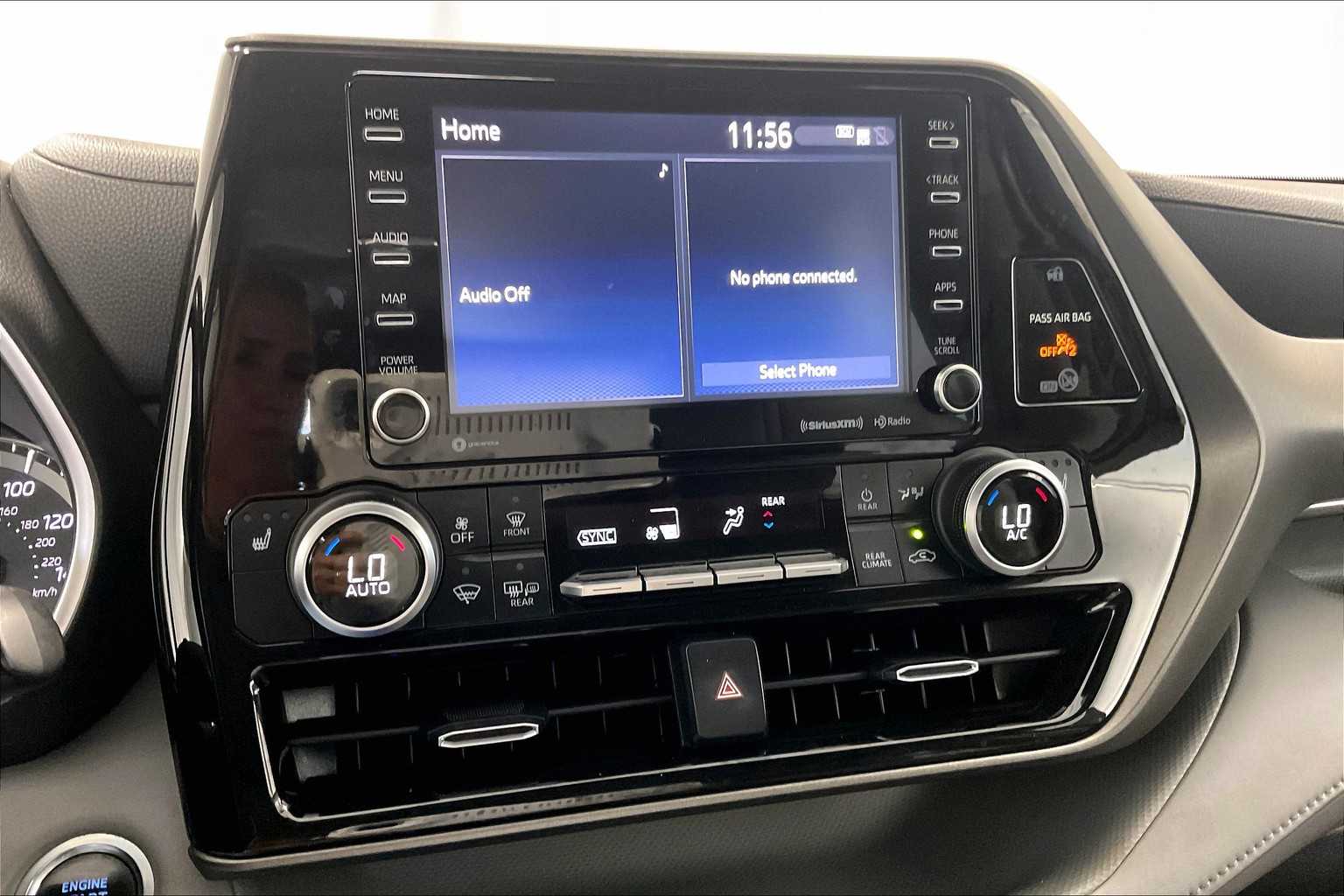 2021 Toyota Highlander XLE - Photo 27