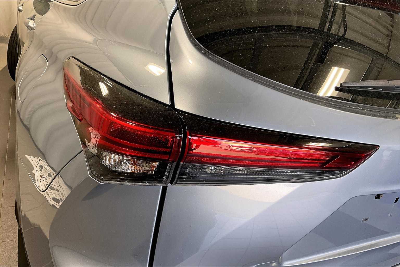 2021 Toyota Highlander XLE - Photo 35