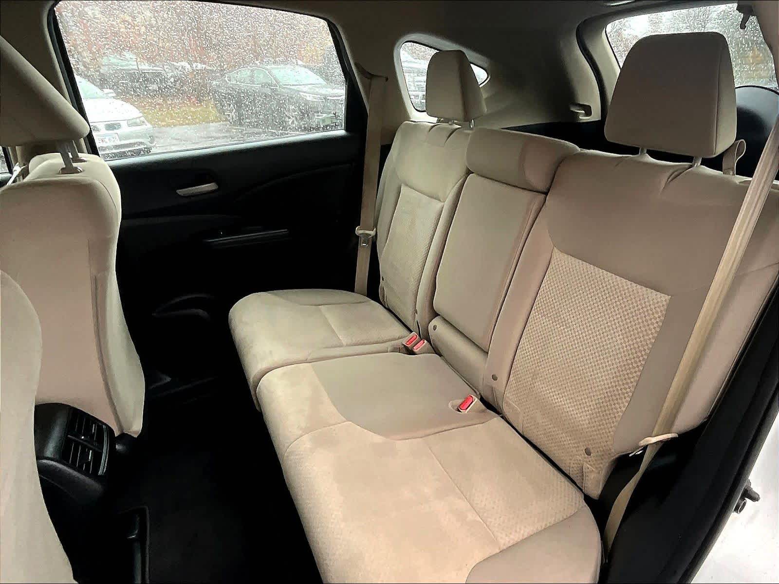 2016 Honda CR-V LX - Photo 14