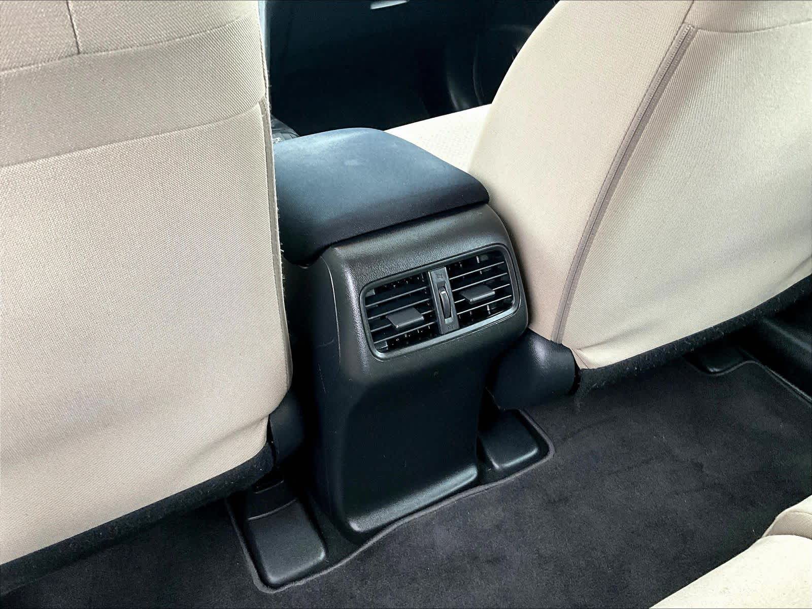 2016 Honda CR-V LX - Photo 28