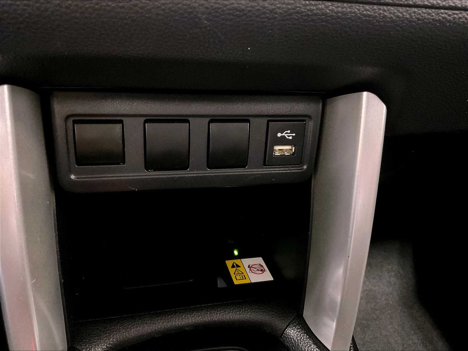 2022 Toyota Corolla Cross LE - Photo 27